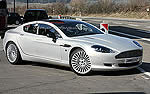 Aston Мартин Rapide – Новые фотографии