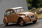 Ситроен 2CV отмечает 60-летний юбилей