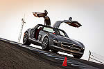 Официальные дилеры ''Мерседес-Бенц'' в России принимают заказы на Mercedes-Benz SLS AMG
