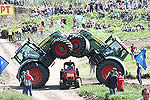 Впервые к участию в гонках на тракторах ''Бизон-Трек-Шоу 2010'' будут допущены женщины