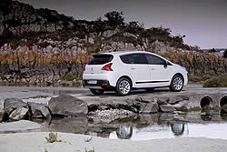 Peugeot 3008 HYbrid4