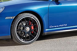 Porsche 911 Carrera 4 GTS Coupé